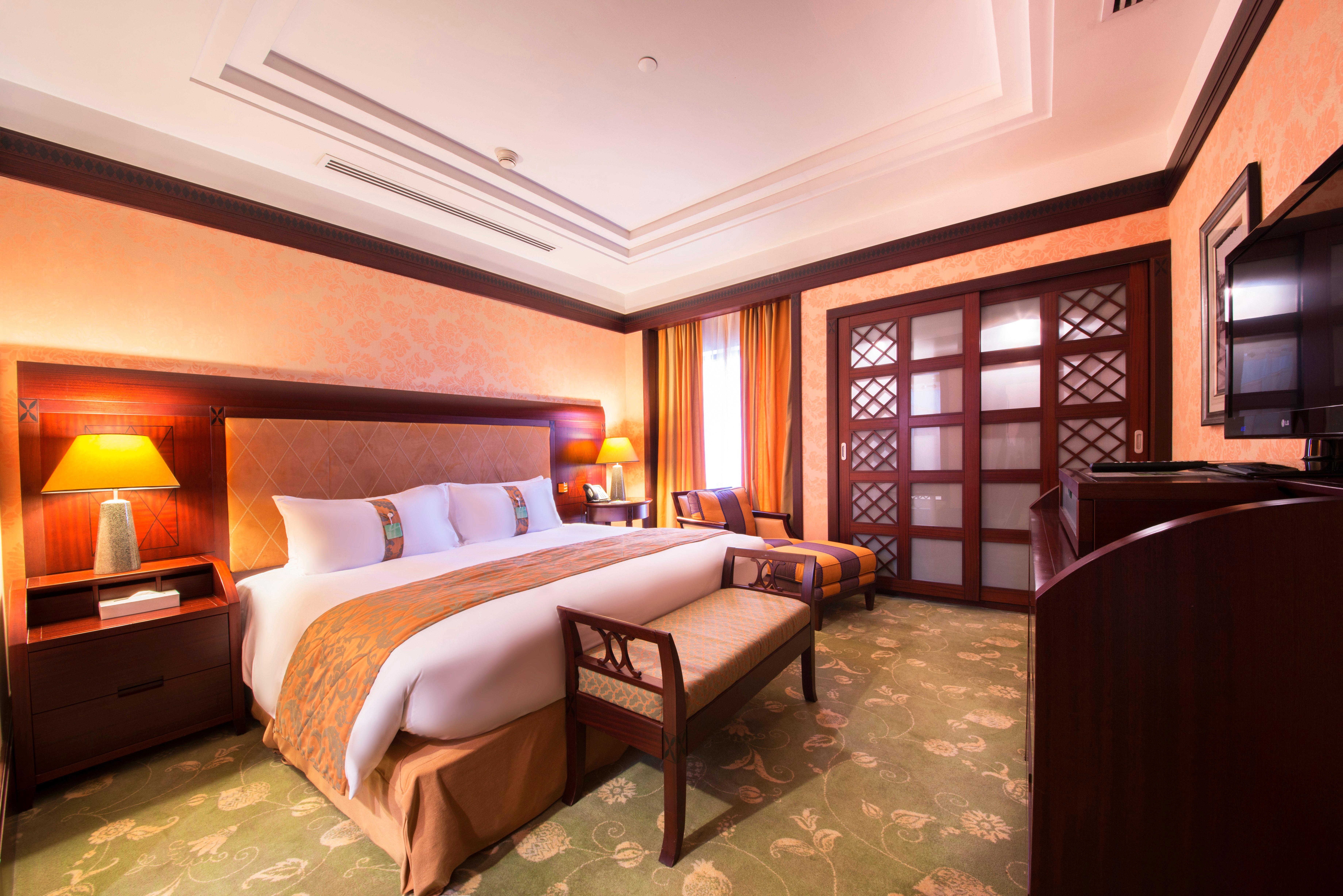 Holiday Inn - Suites Kuwait Salmiya By Ihg Koweït Extérieur photo