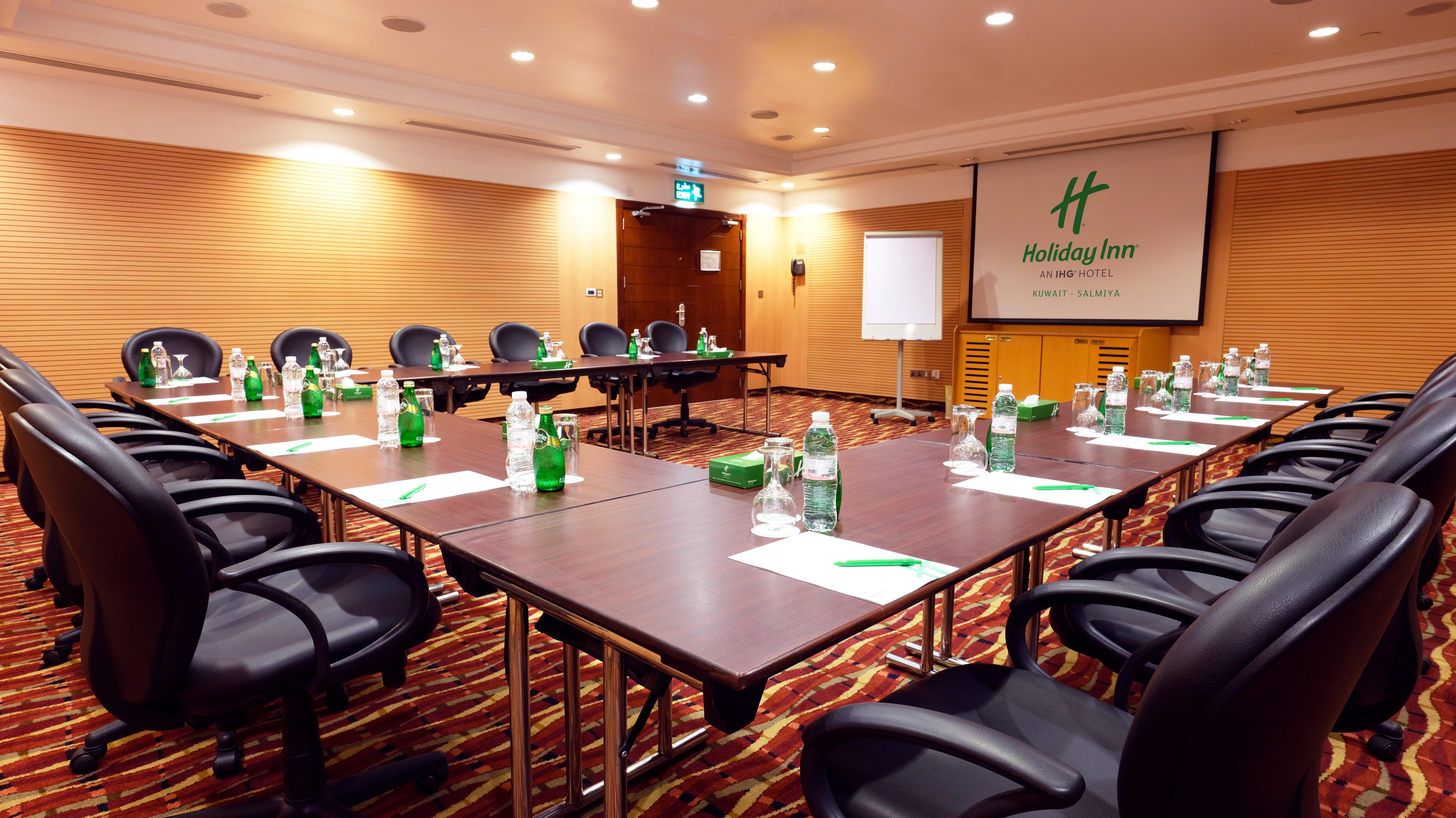 Holiday Inn - Suites Kuwait Salmiya By Ihg Koweït Extérieur photo