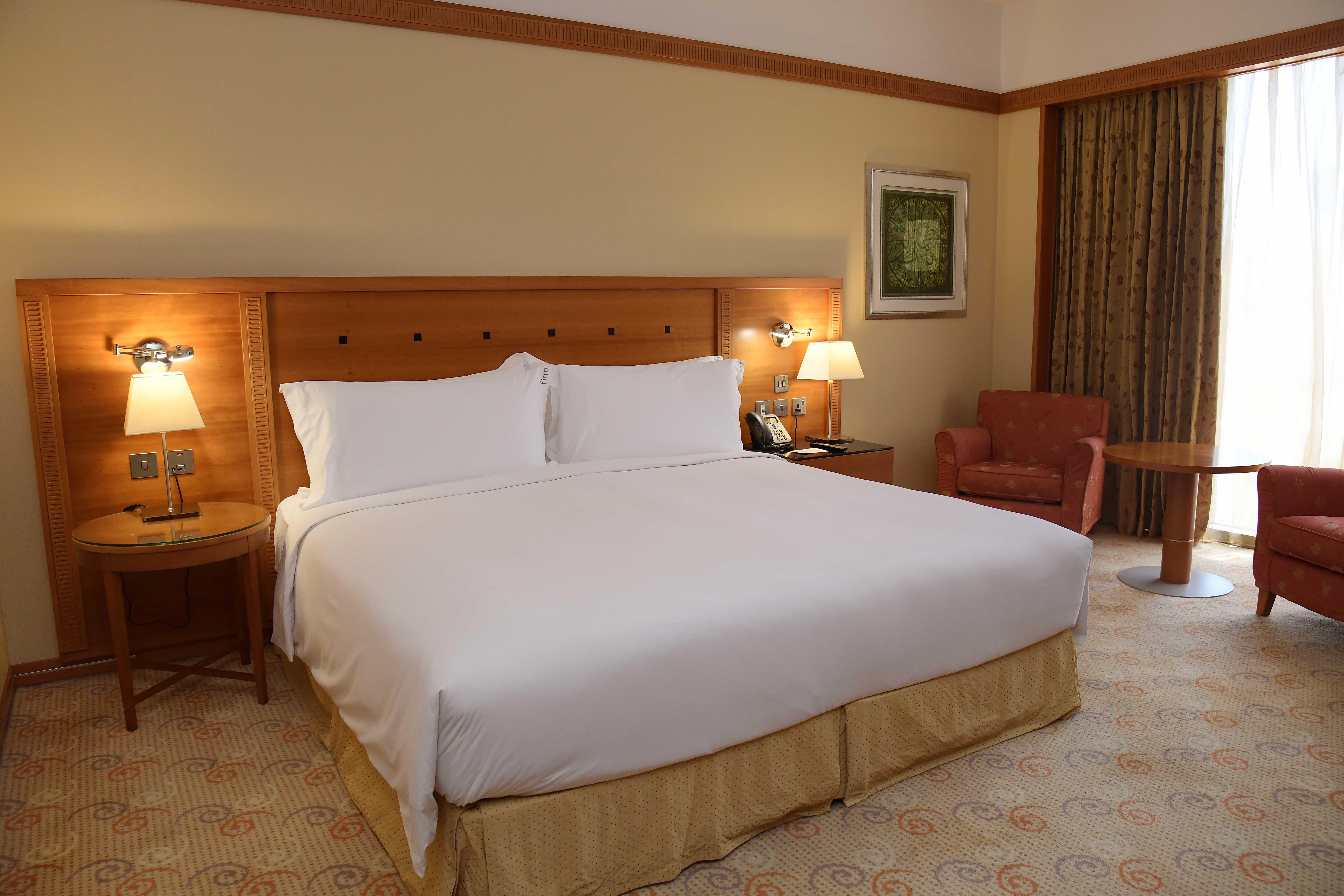 Holiday Inn - Suites Kuwait Salmiya By Ihg Koweït Extérieur photo