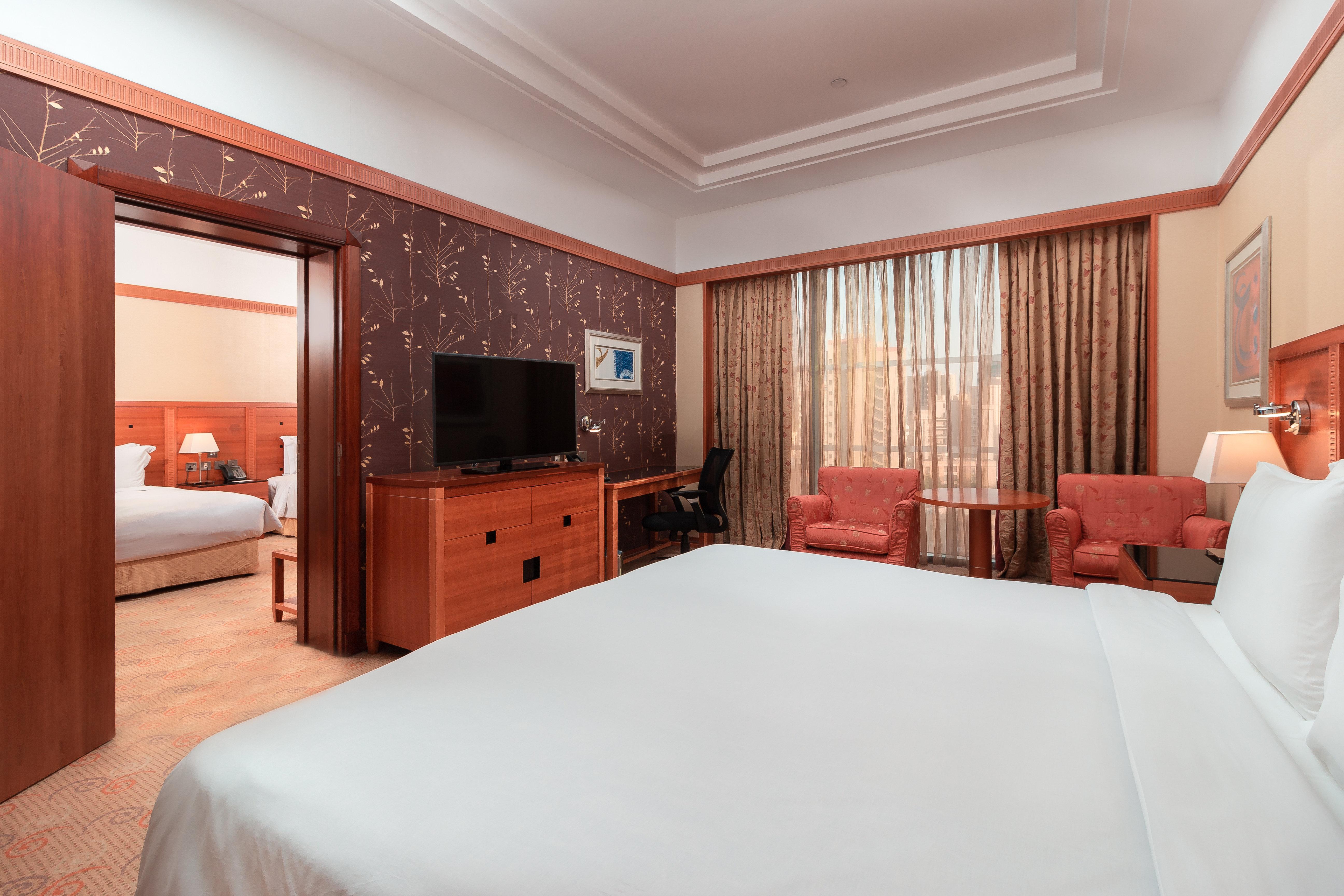 Holiday Inn - Suites Kuwait Salmiya By Ihg Koweït Extérieur photo